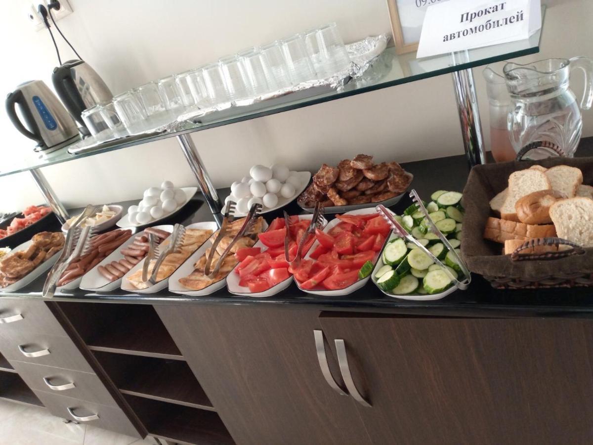 Hotel Wave Batumi Bagian luar foto